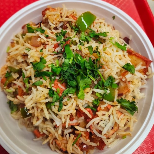 Tava Chicken Pulao.