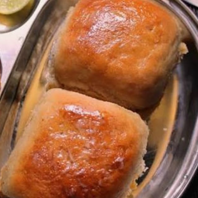 Pav.