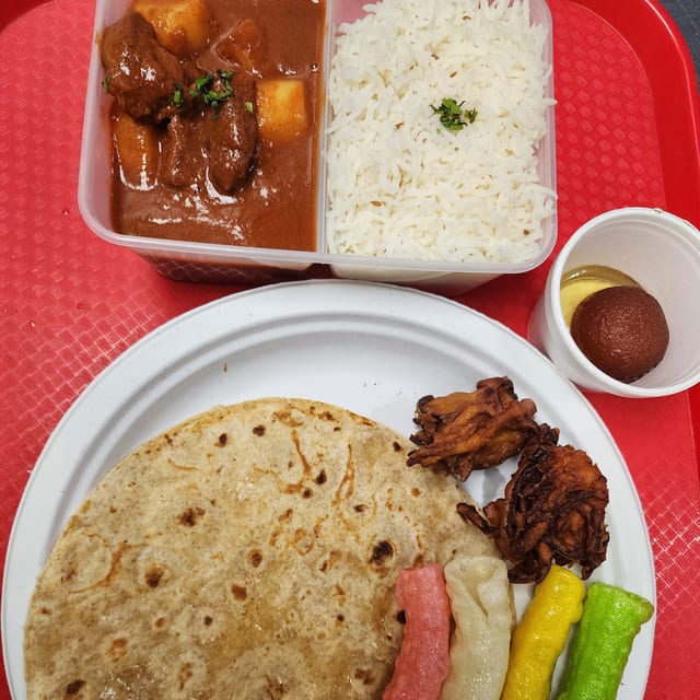 Chicken Kolhapuri Lunch.